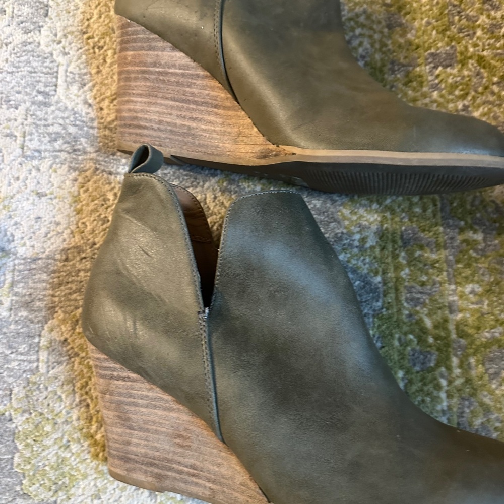 Boots wedge
